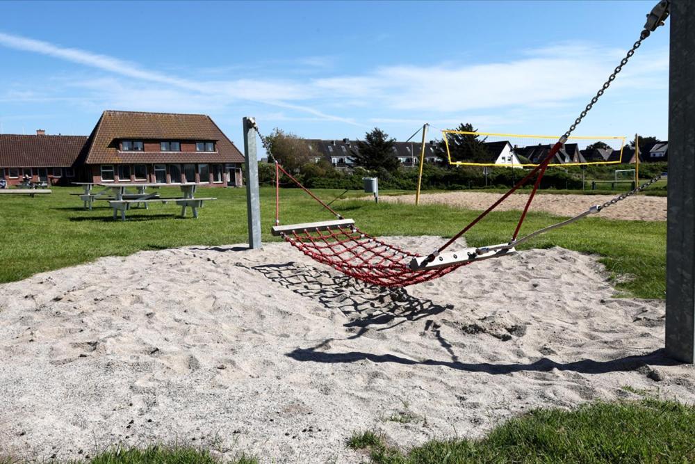 Klaarcamp Hostel Wenningstedt-Braderup ภายนอก รูปภาพ