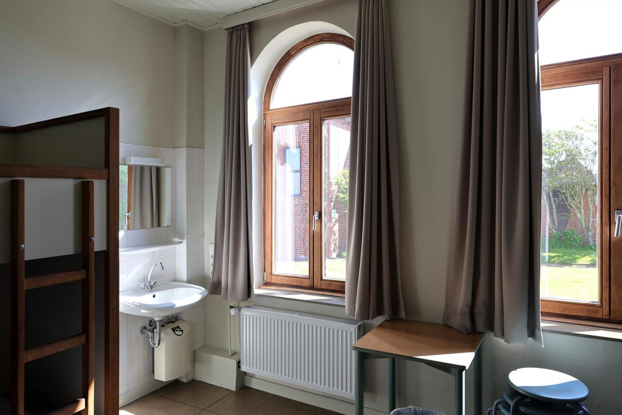 Klaarcamp Hostel Wenningstedt-Braderup ภายนอก รูปภาพ